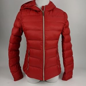 Tommy Hilfiger Packable Down Hooded Jacket. EUC